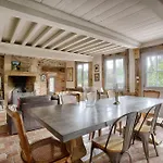 La Maison Des Muses